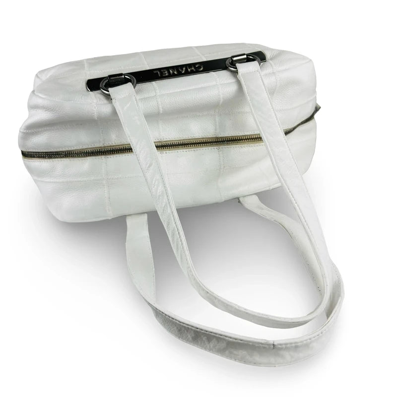 Chanel White Chocolate Bar Leather Vintage Timeless Shoulder Bag