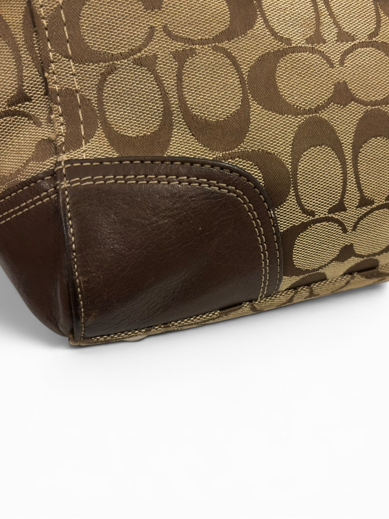 Coach Chestnut Brown Canvas & Leather Turnlock Hamptons Carryall F13975 Tote Vintage Shoulder
Bag