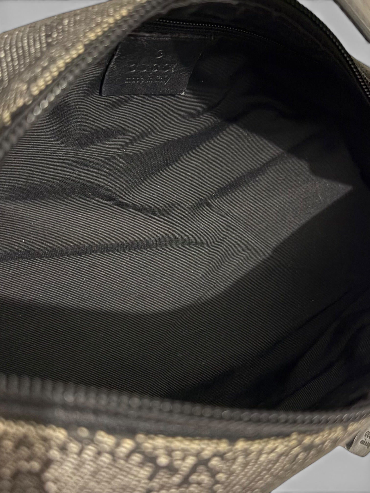 Gucci Denim Black & Grey GG Canvas / Leather
Monogram Baguette Vintage Tom Ford 3444
Shoulder Bag