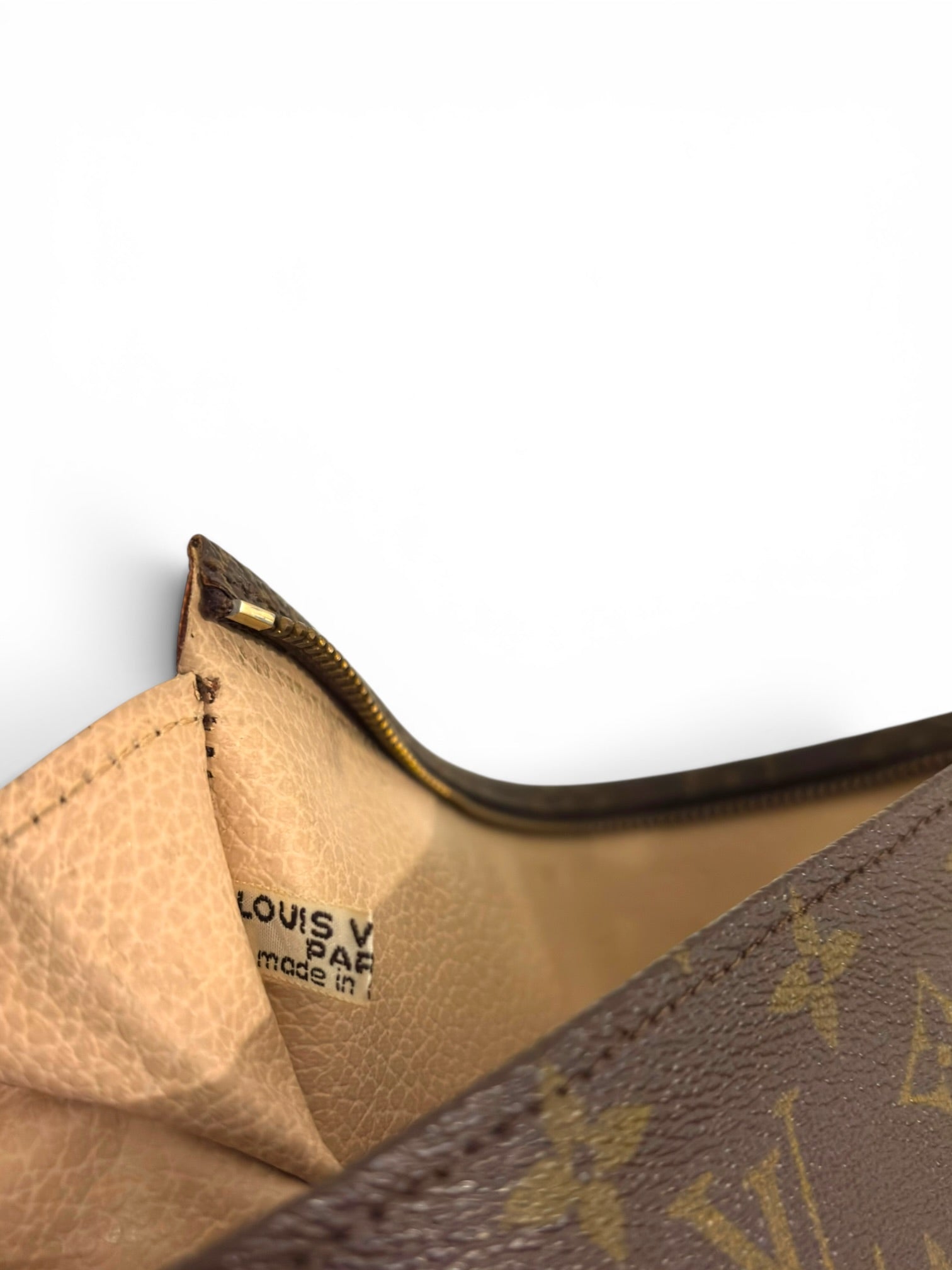 Vintage Louis Vuitton Poche Toilette 26 Toiletry Zip Pouch