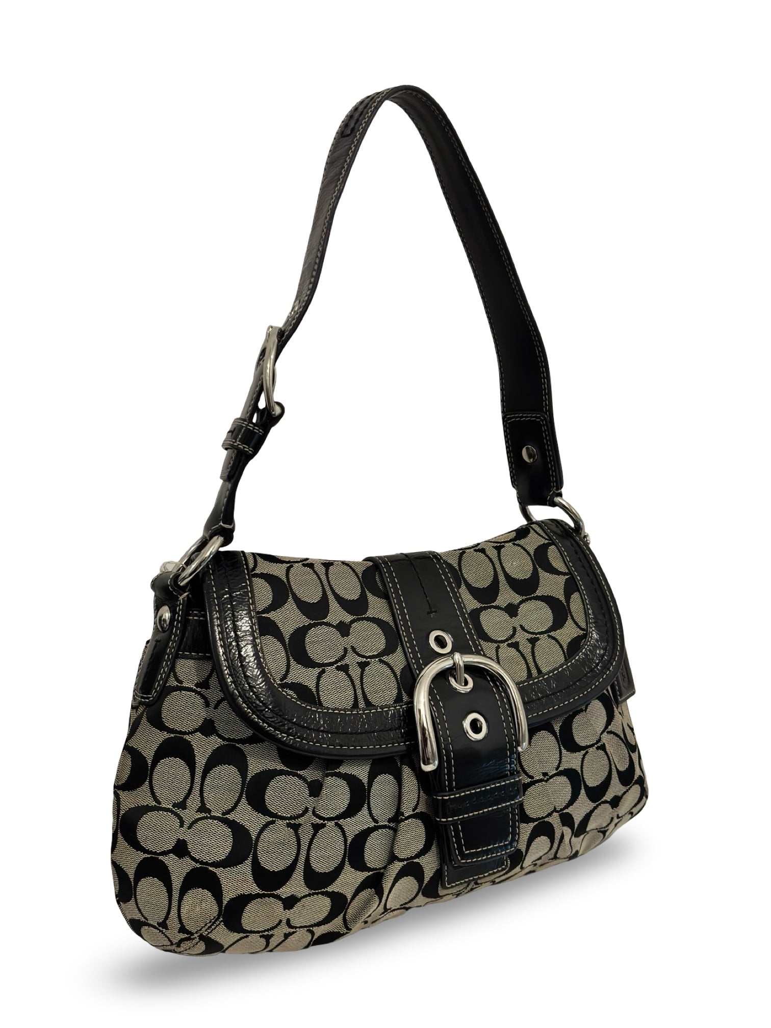 Coach Soho Buckle Black & Grey Canvas & Patent
Leather Hobo Vintage Shoulder Bag