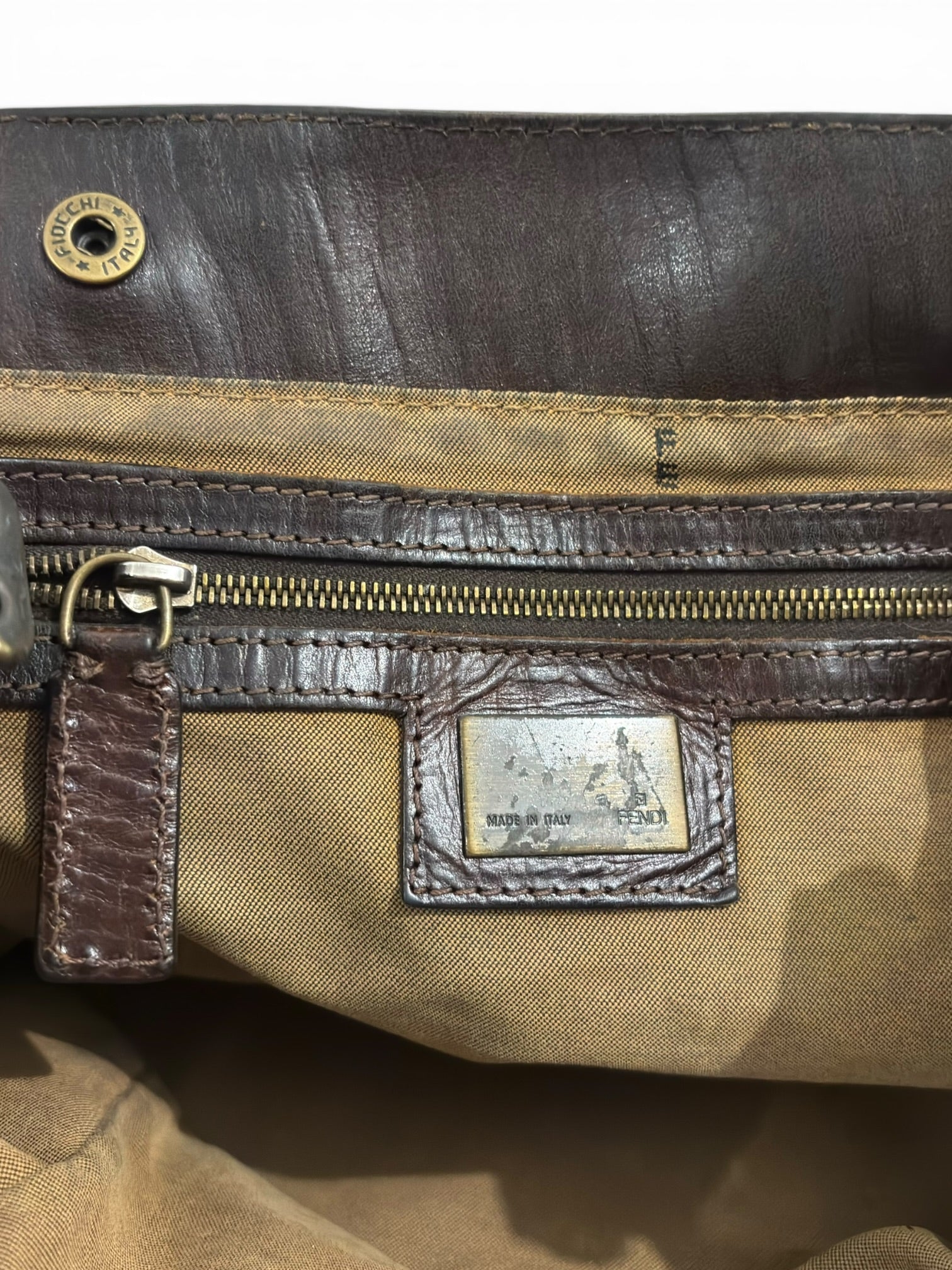 Fendi Brown Monogram Zucca Medium Du Jour
Etniko Canvas & Leather Tote Shoulder Bag