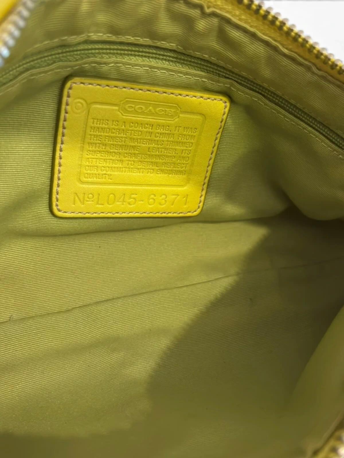 Vintage Coach Bag Rare Lime Green East West Tassel Baguette 6371