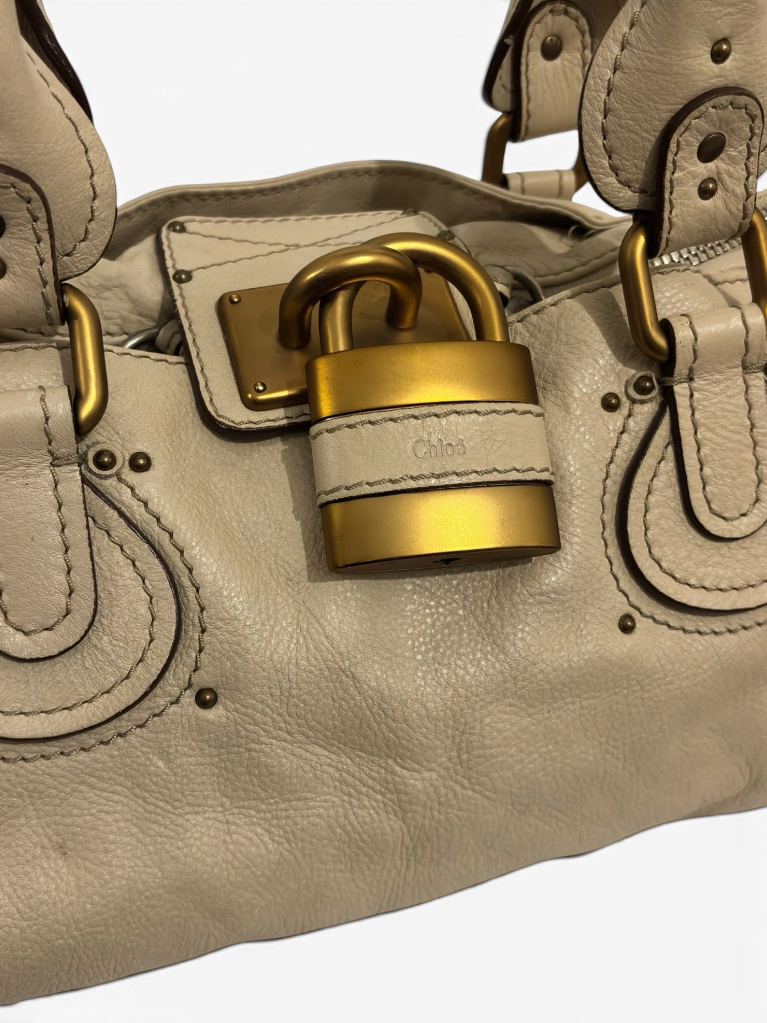 Chloe Beige / Cream Soft Leather Paddington Gold hardware Vintage Shoulder Bag