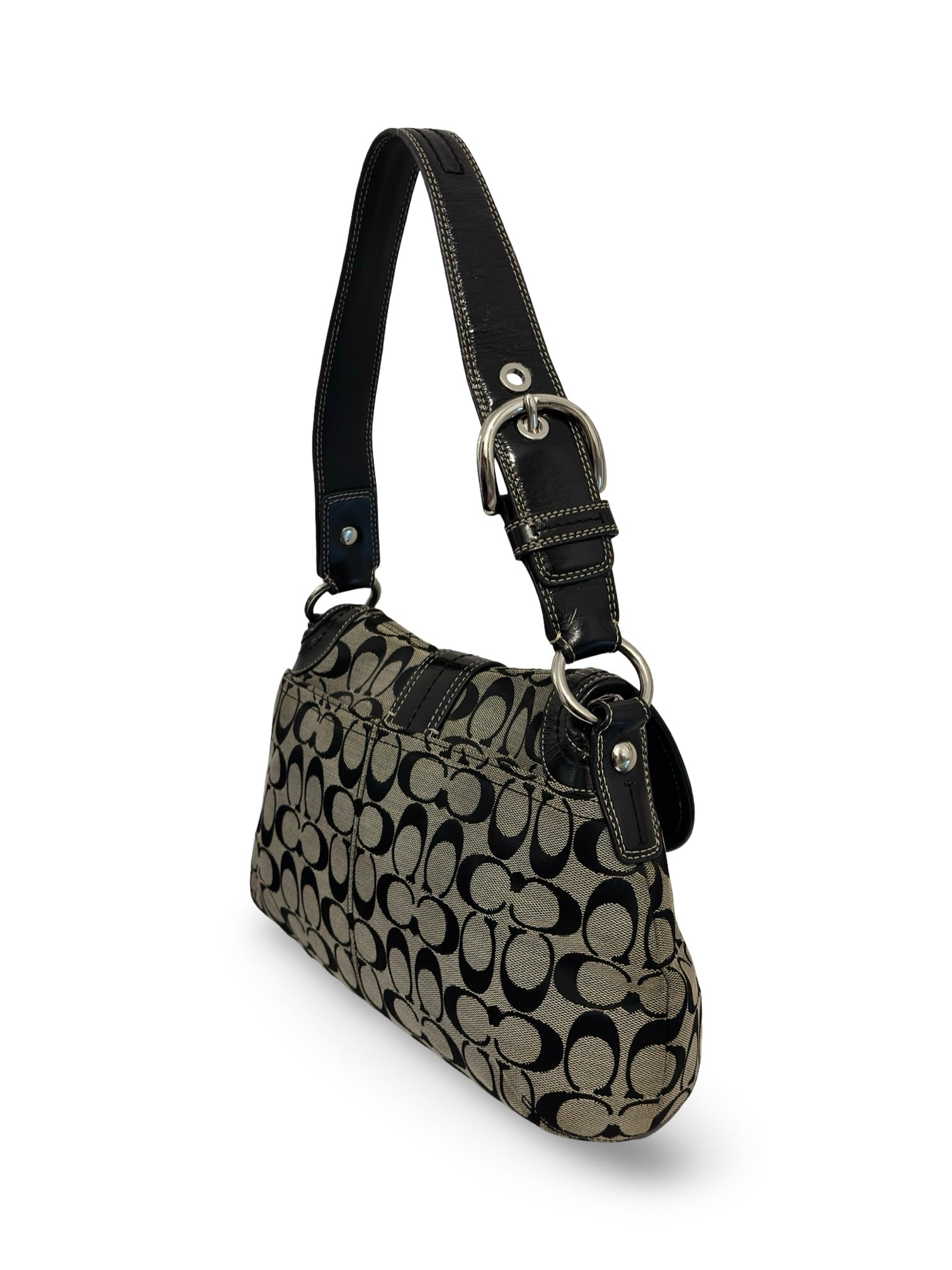 Coach Soho Buckle Black & Grey Canvas & Patent
Leather Hobo Vintage Shoulder Bag