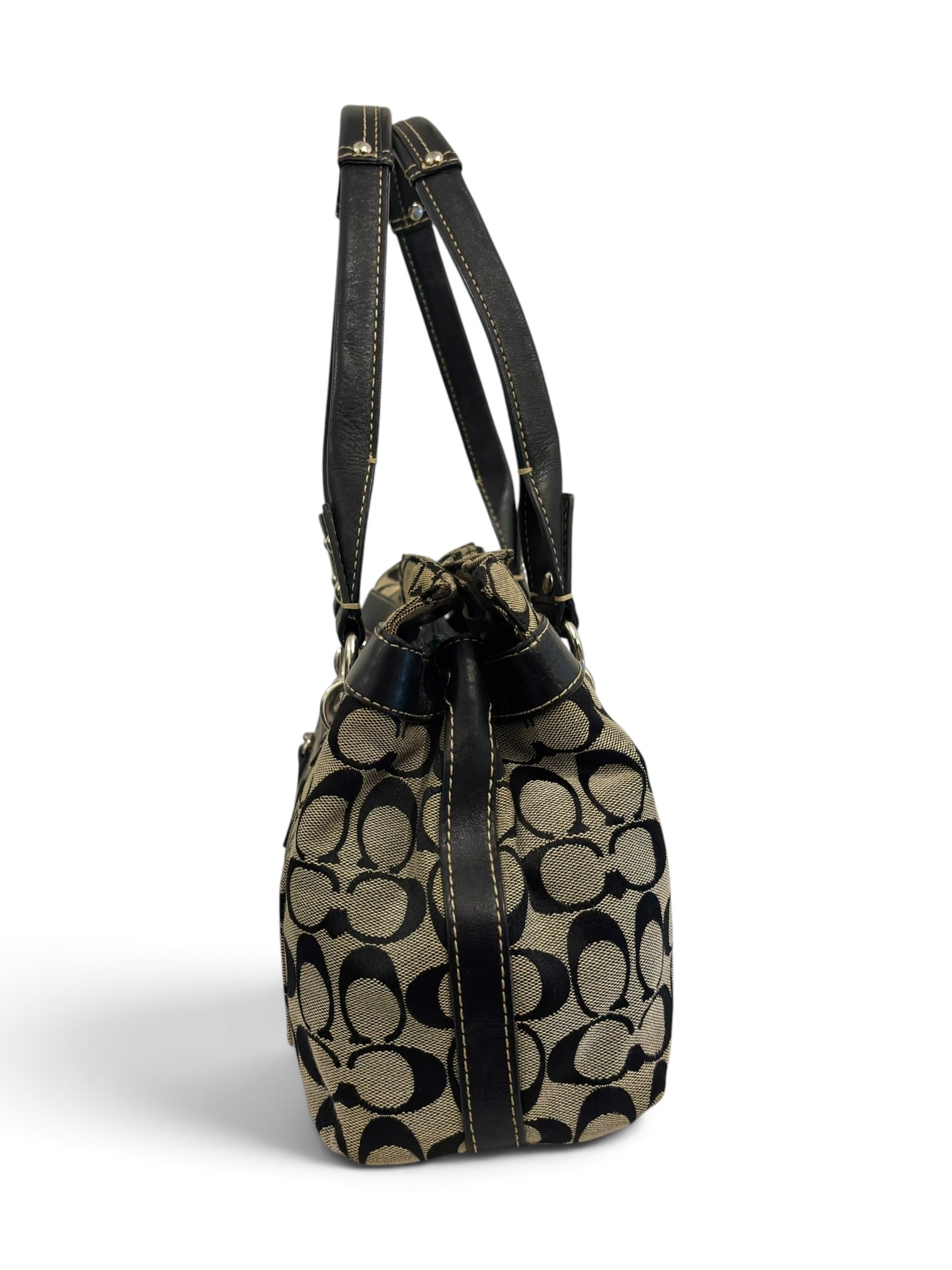 Vintage Coach Penelope Signature Canvas Tote Bag
Black & Beige Shoulder Bag F14696