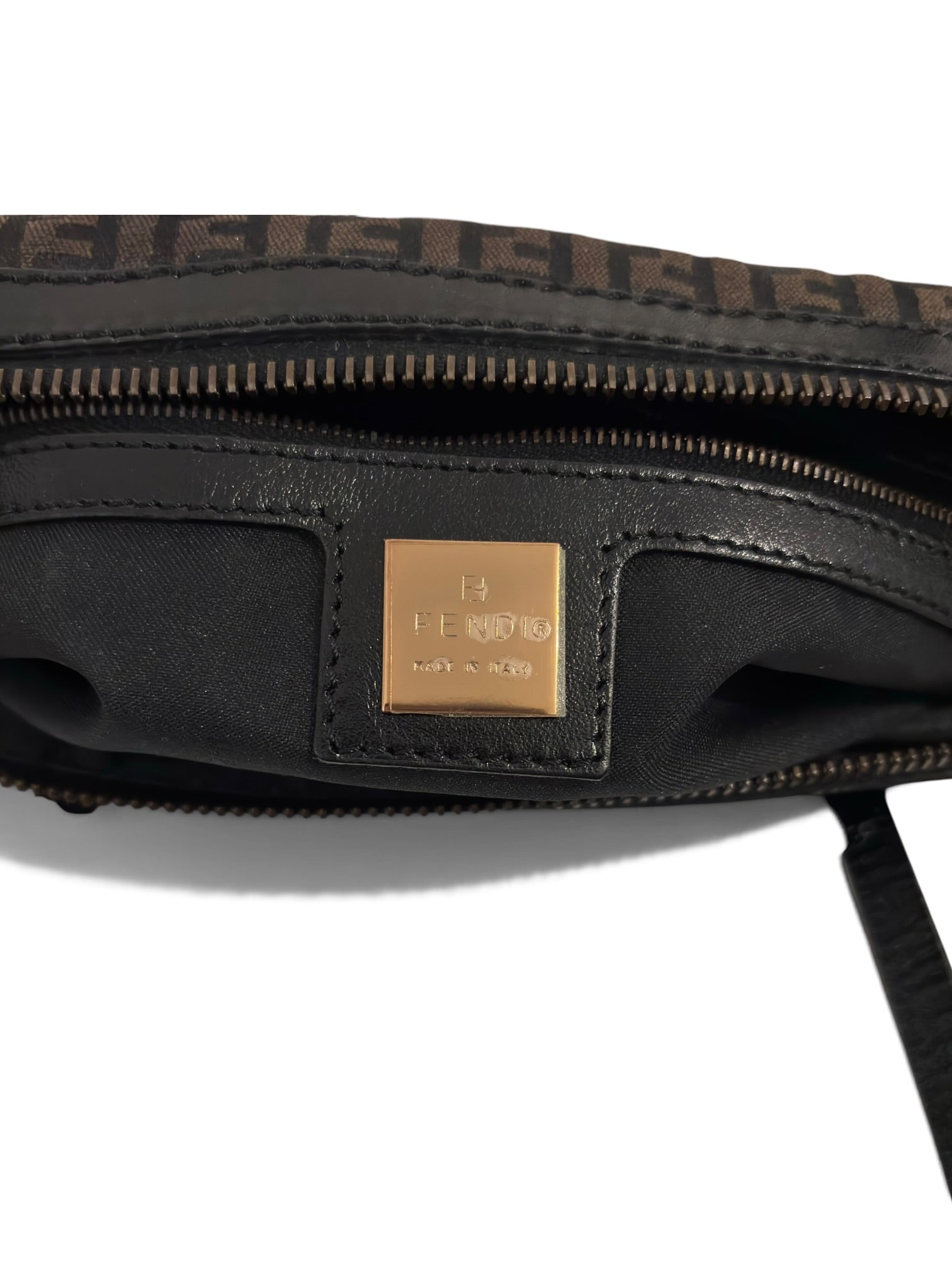Vintage Fendi Zucchino Brown Monogram Boston
Barrel Handbag