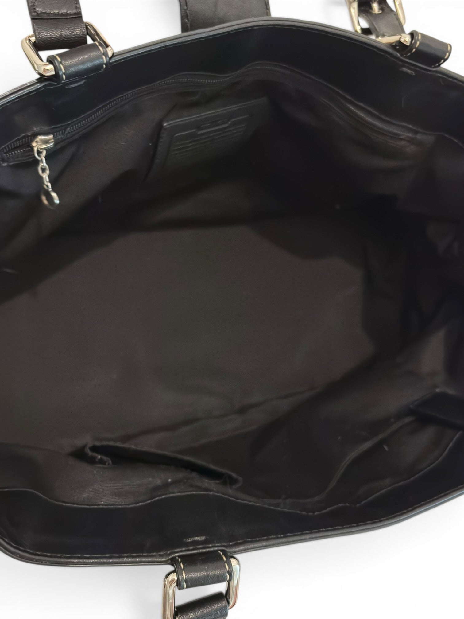 Coach Black Soft Leather Hampton Soho Buckle
Tote Shoulder Bag