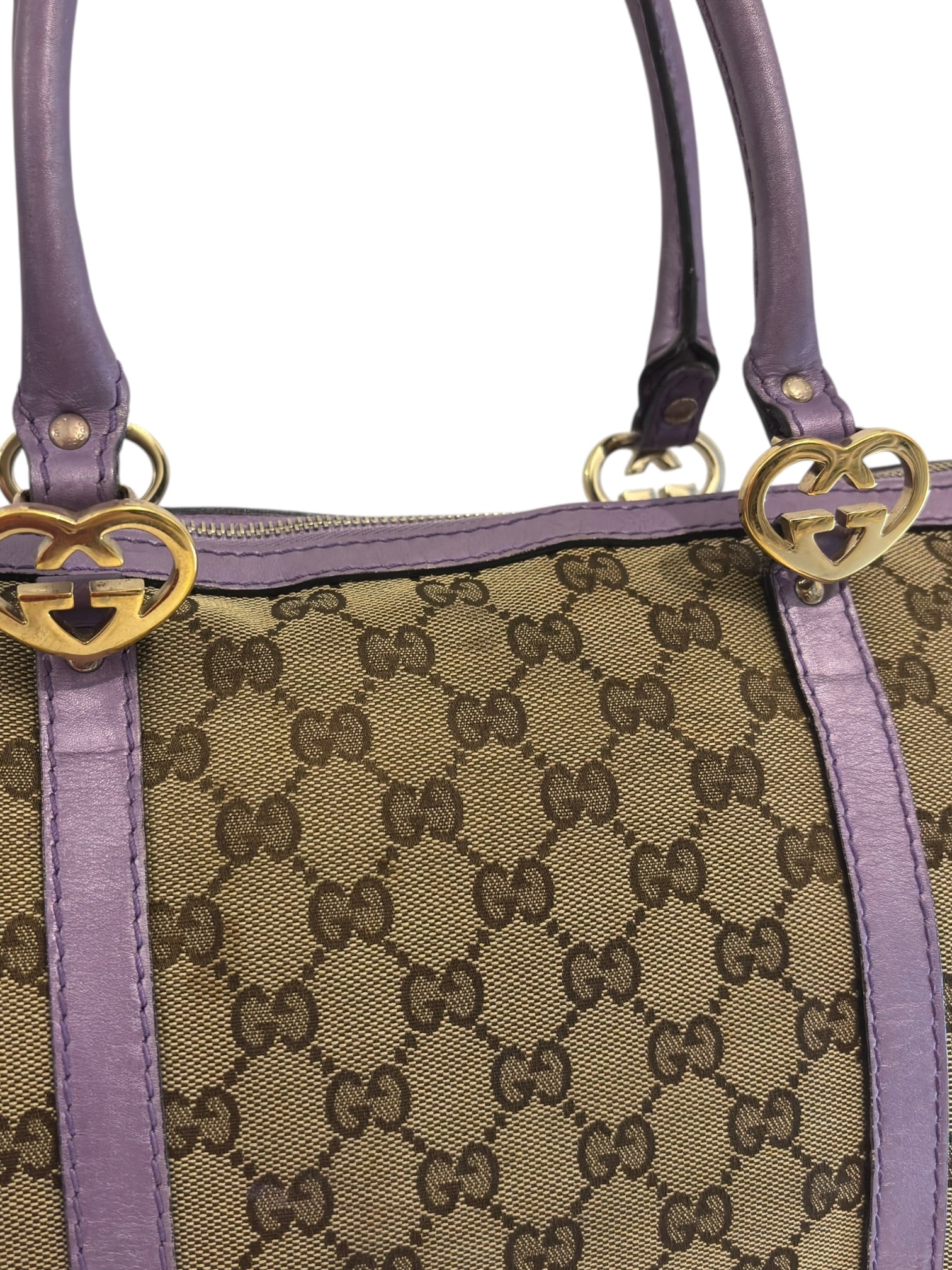 Vintage Gucci Lovey Lovely Heart Bag Close up
