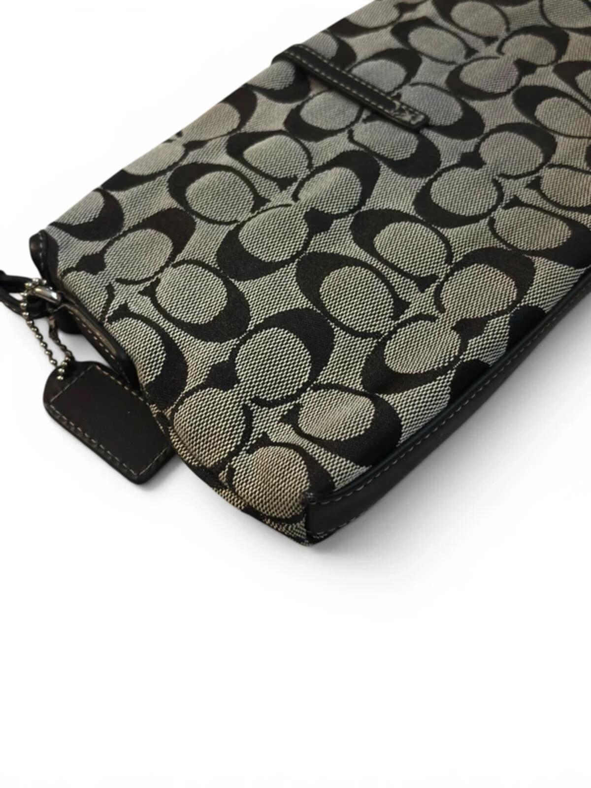 Coach Black & Grey Signature Hampton Clip Canvas & Leather 2000's Shoulder Bag