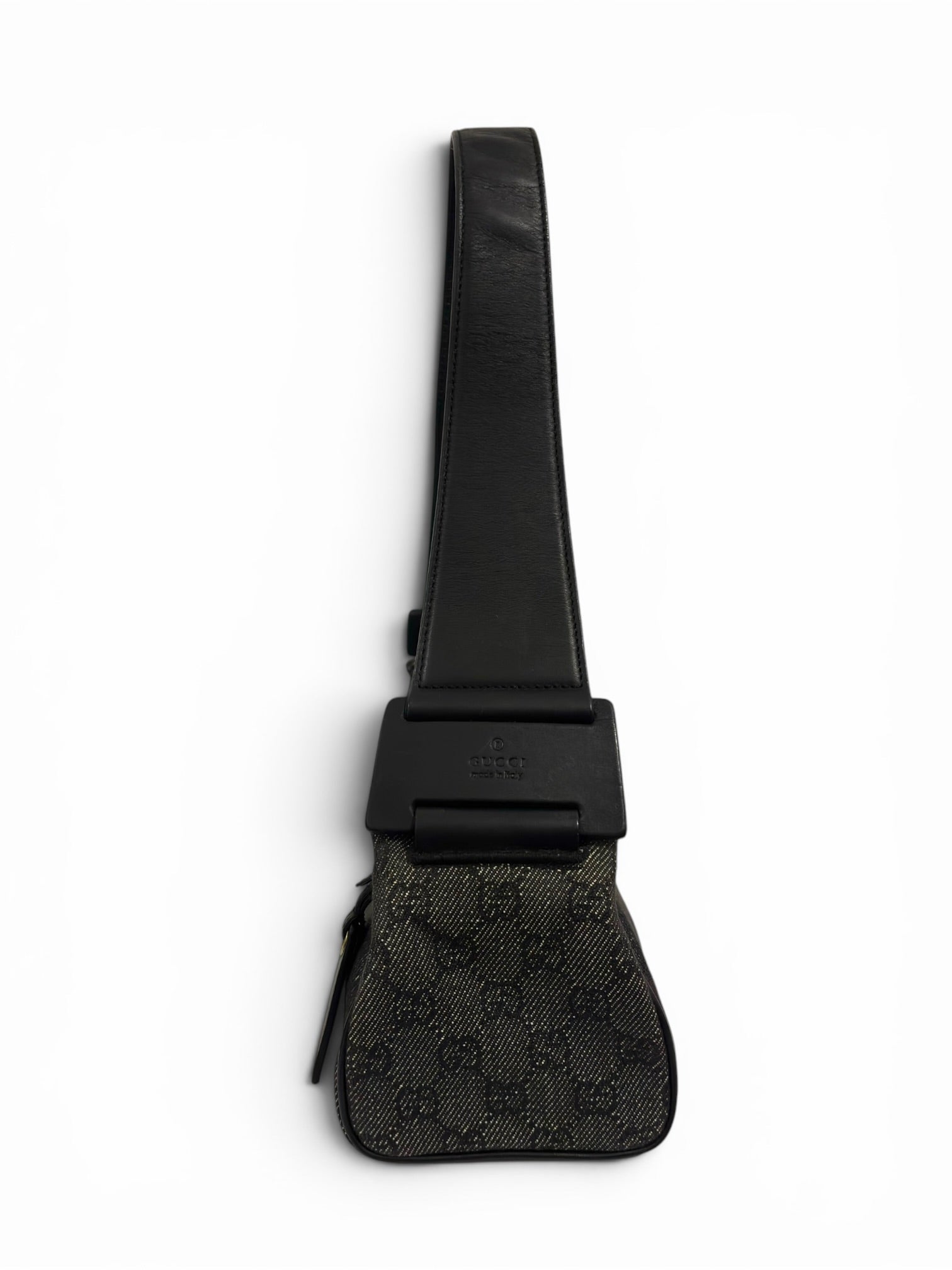 Gucci Denim Black & Grey GG Canvas / Leather
Monogram Baguette Vintage Tom Ford 3444
Shoulder Bag