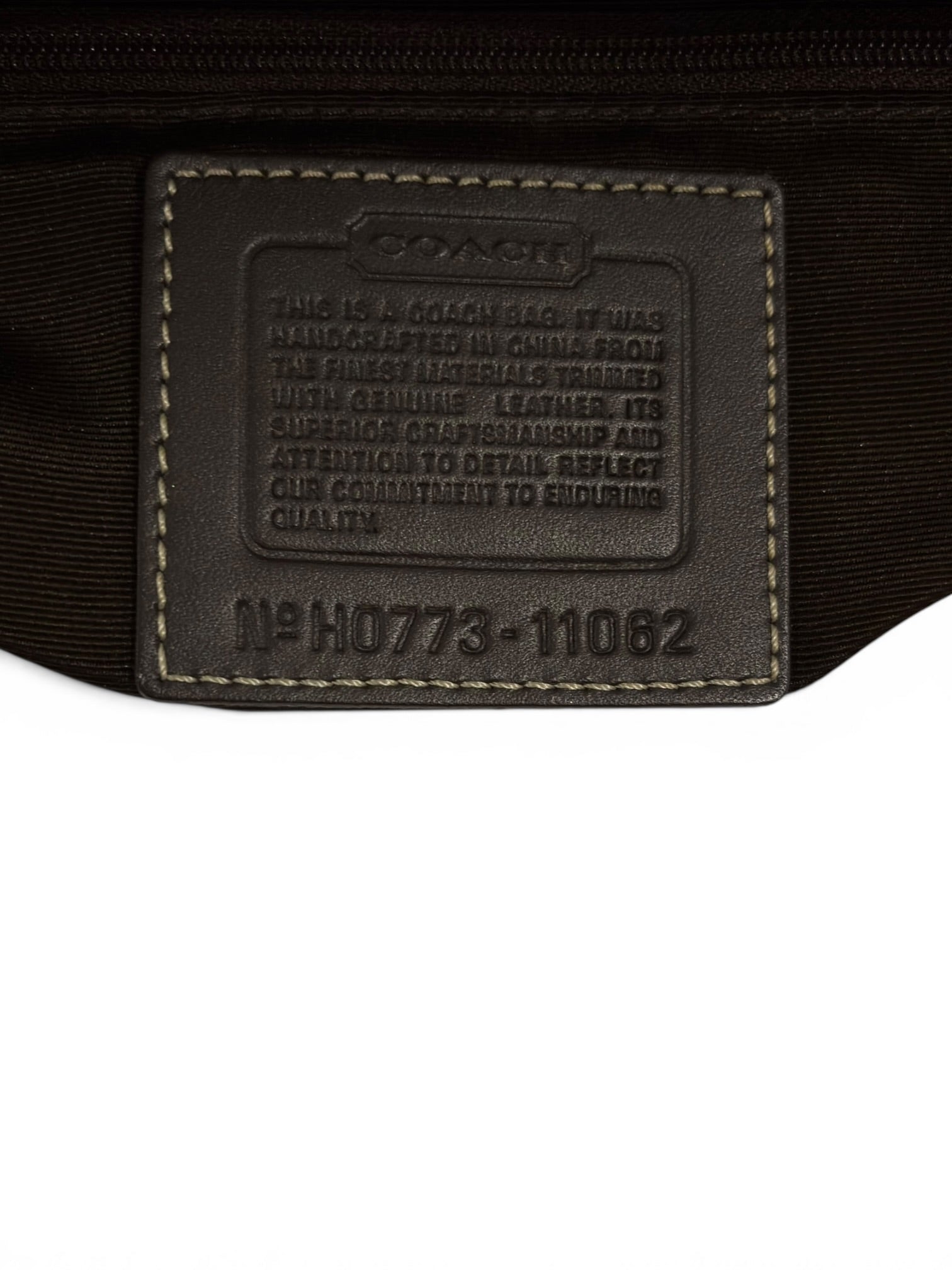 Coach Chocolate Dark Brown Hamptons Signature
Turnlock Vintage Tote 11062 Shoulder Bag