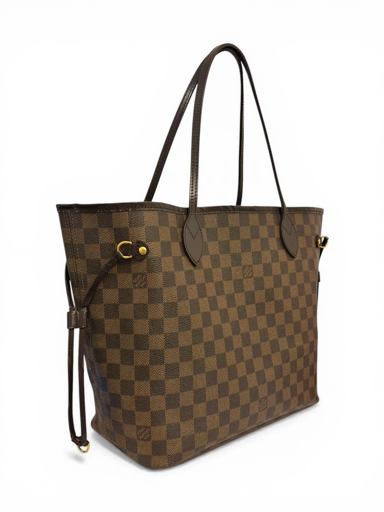 Louis Vuitton Neverfull Brown Damier Ebene MM
Cherry Red Tote Shoulder Bag
