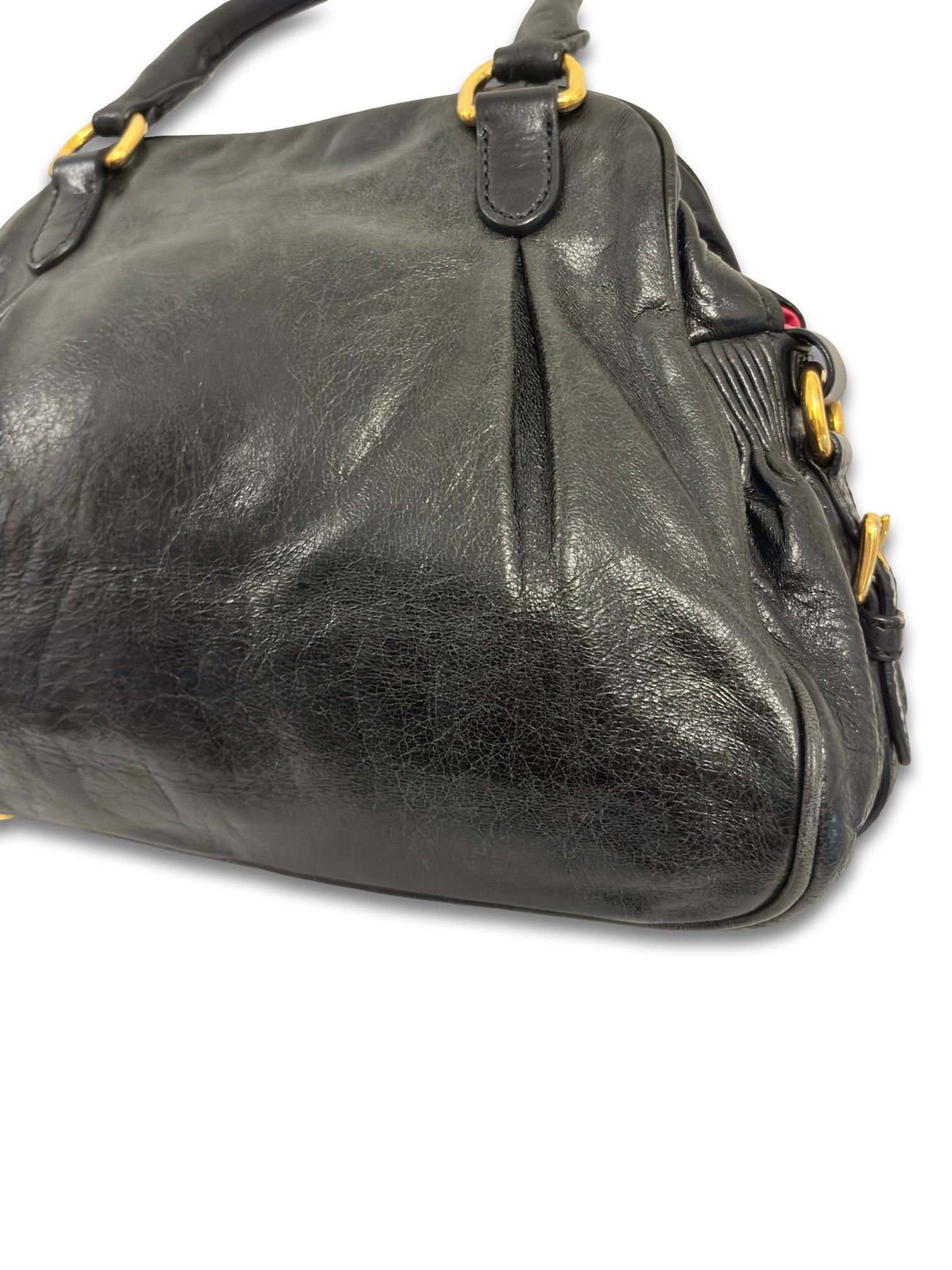 Miu Miu Black Leather Mirtillo Gold Tone Hardware
Charm Shoulder Bag