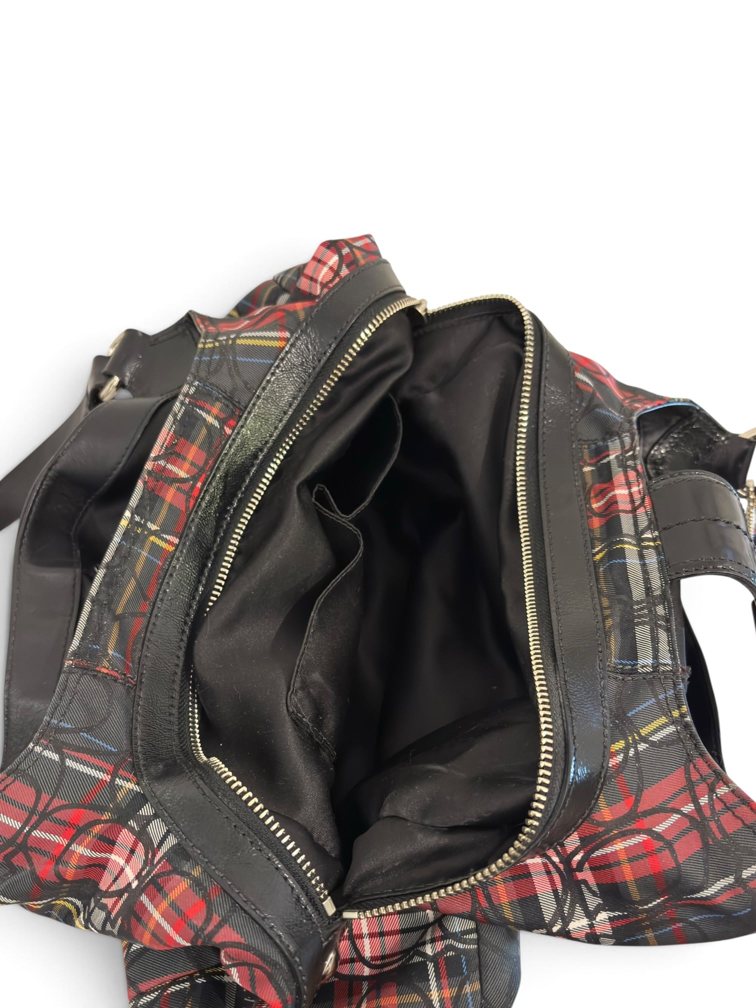 Vintage Coach Soho Lynn Tartan Signature Hobo
Shoulder Bag Black Plaid F15487