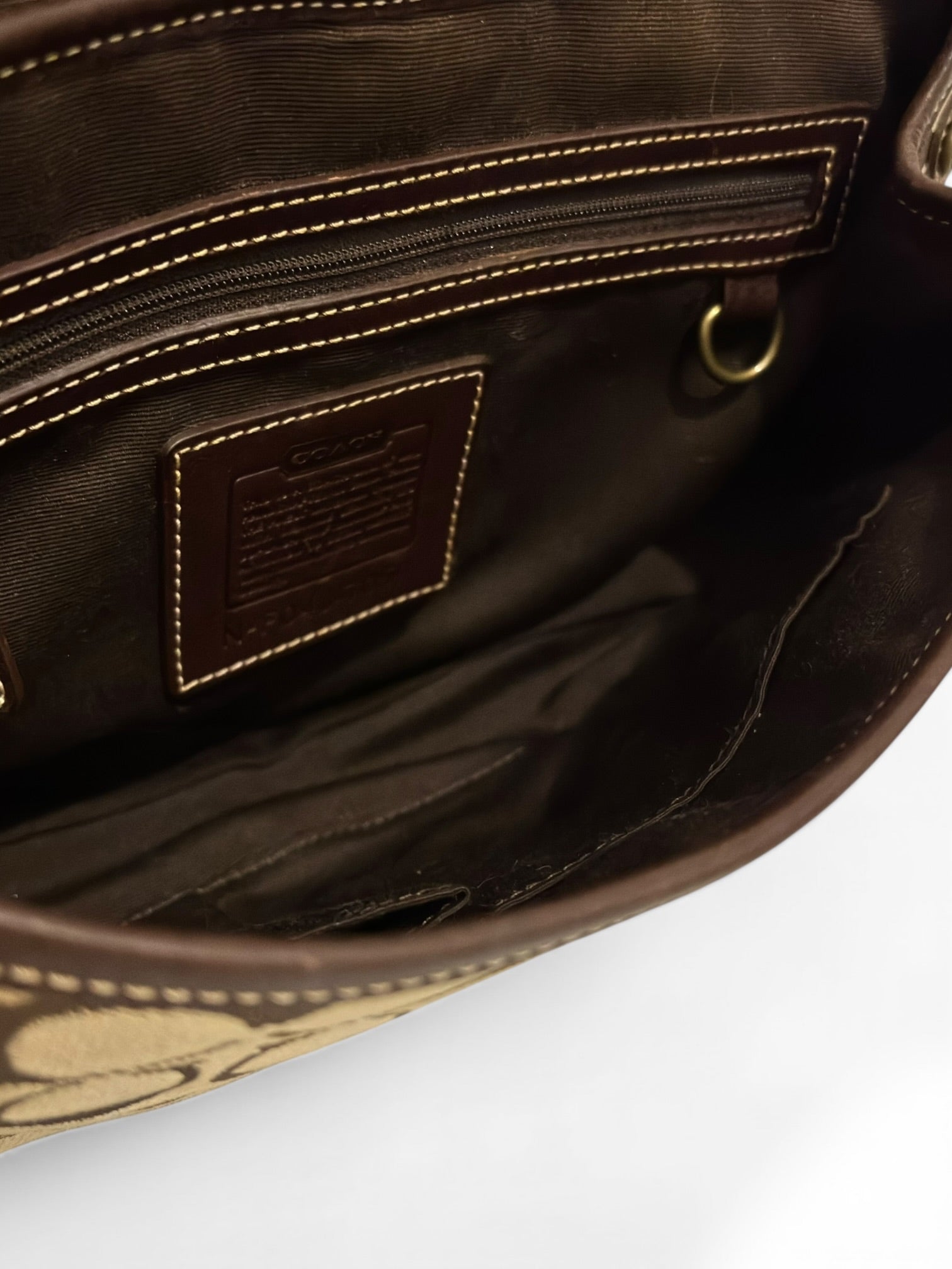 Coach Signature Soho Brown Canvas & Suede
Buckle Handbag F04J-7059