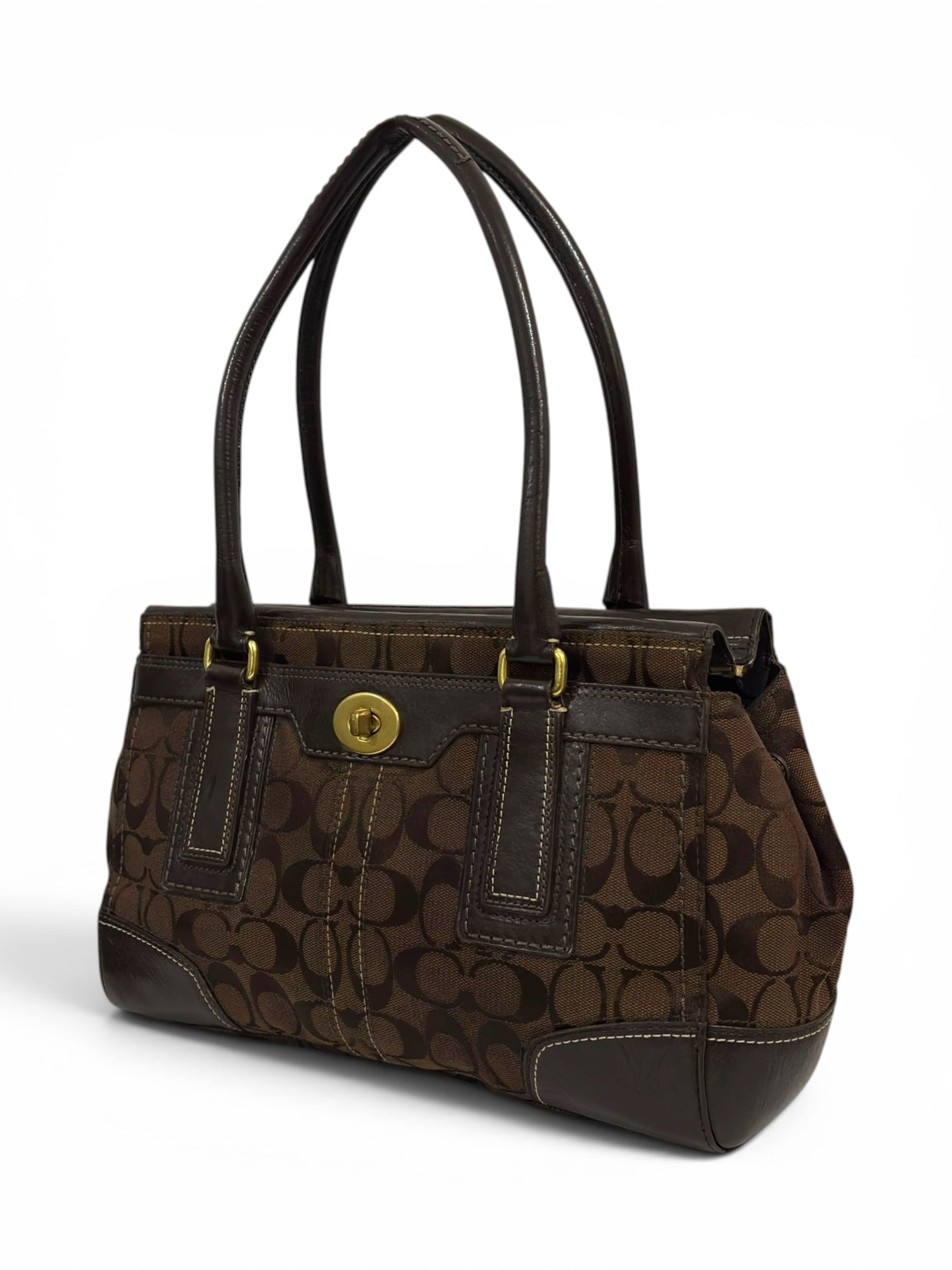 Coach Chocolate Dark Brown Hamptons Signature
Turnlock Vintage Tote 11062 Shoulder Bag
