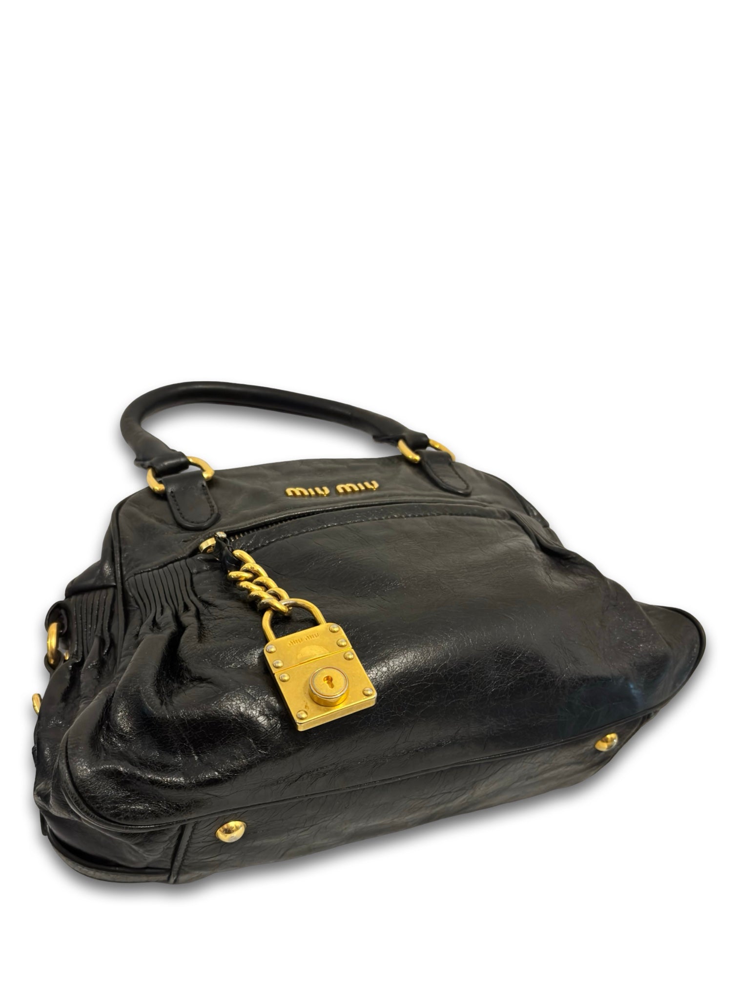 Miu Miu Black Leather Mirtillo Gold Tone Hardware
Charm Shoulder Bag