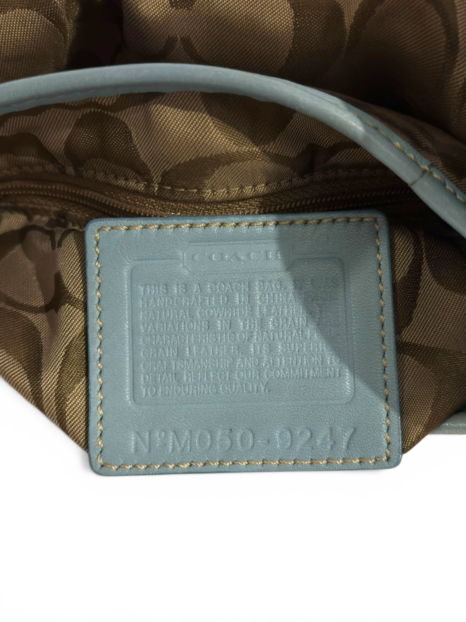 Coach Baby / Sky Blue Soft Leather Soho Buckle
Flap Vintage Hobo Shoulder Bag