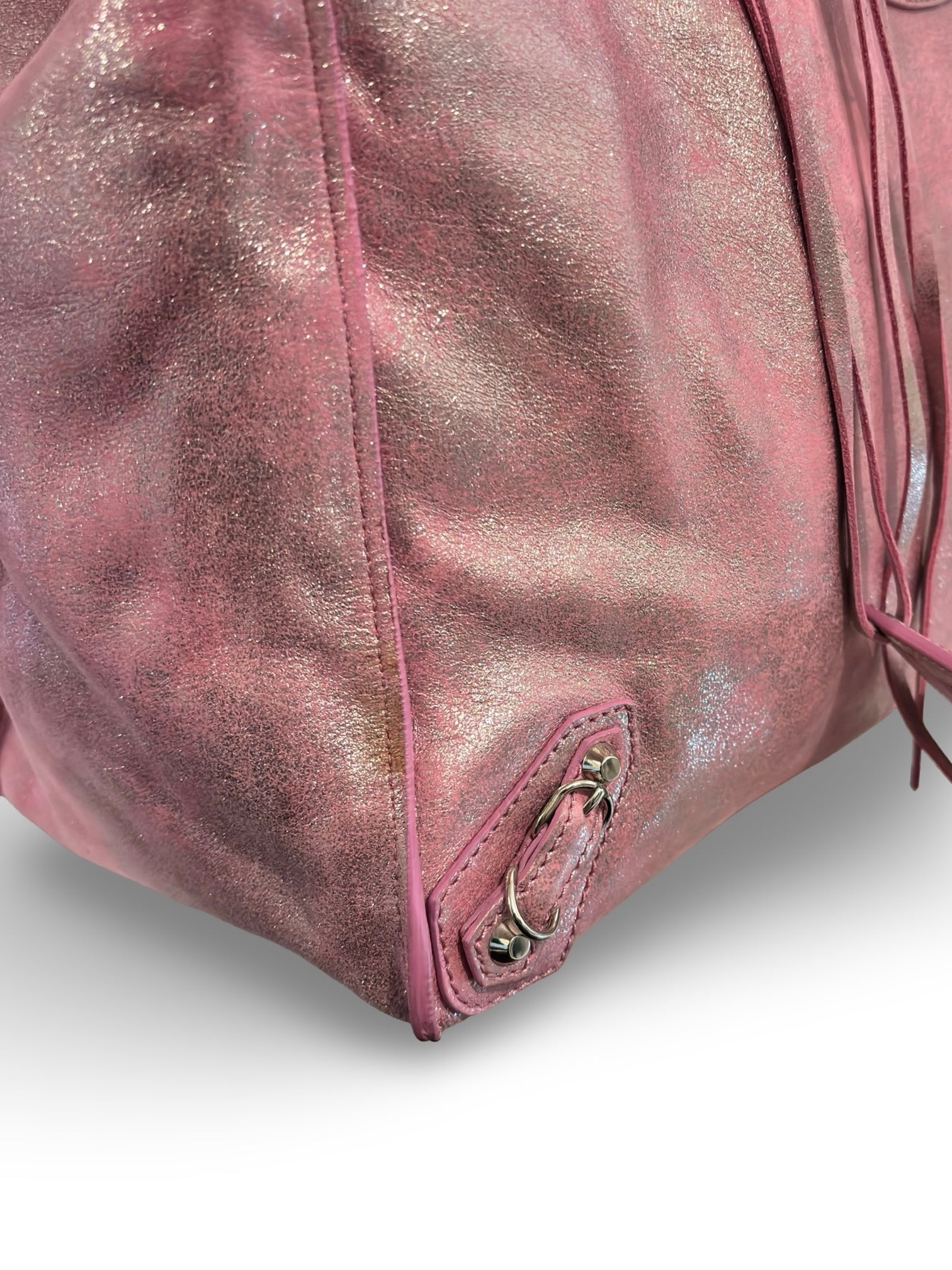 Balenciaga Metallic Leather Pink & Silver Papier A5
City Tote Shoulder Bag