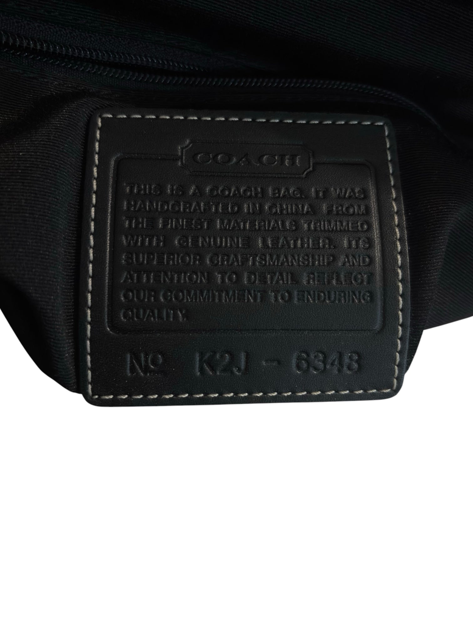 Vintage Coach Black & Grey Signature Hampton Clip
Shoulder Bag K2J-6348