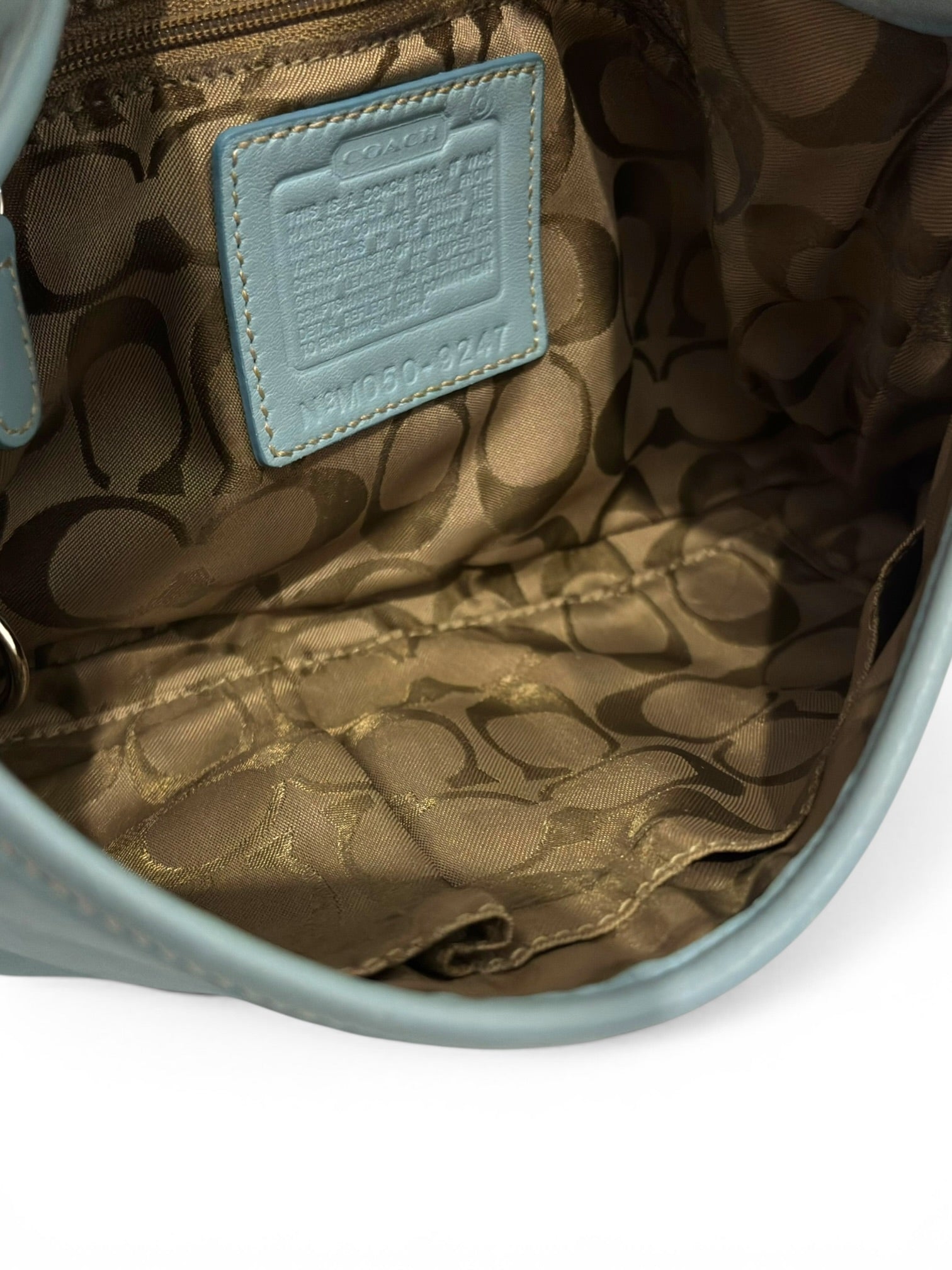 Coach Baby / Sky Blue Soft Leather Soho Buckle
Flap Vintage Hobo Shoulder Bag
