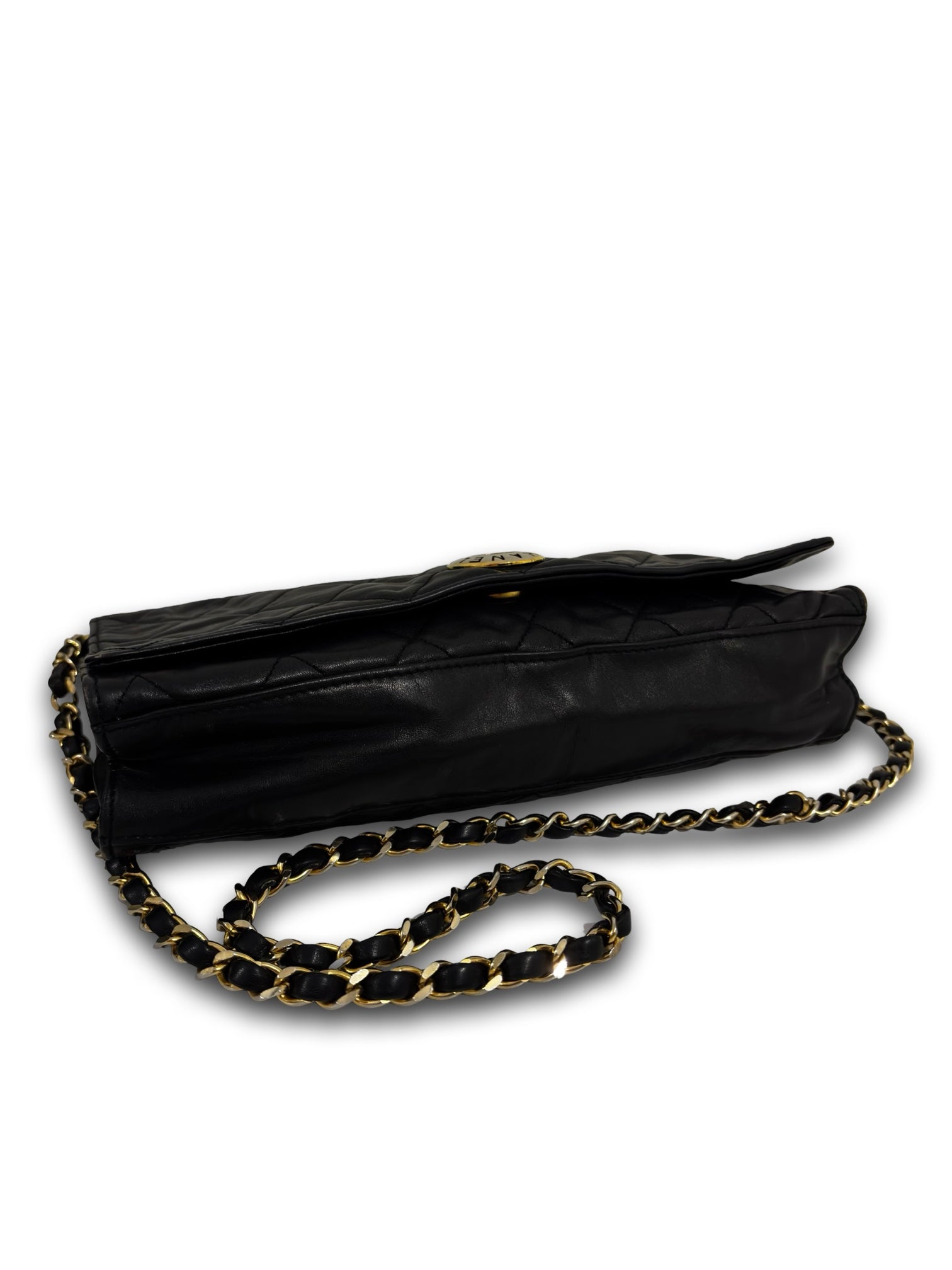 Chanel Black Quilted Vintage Matelasse Lambskin Leather Gold Chain Shoulder Bag