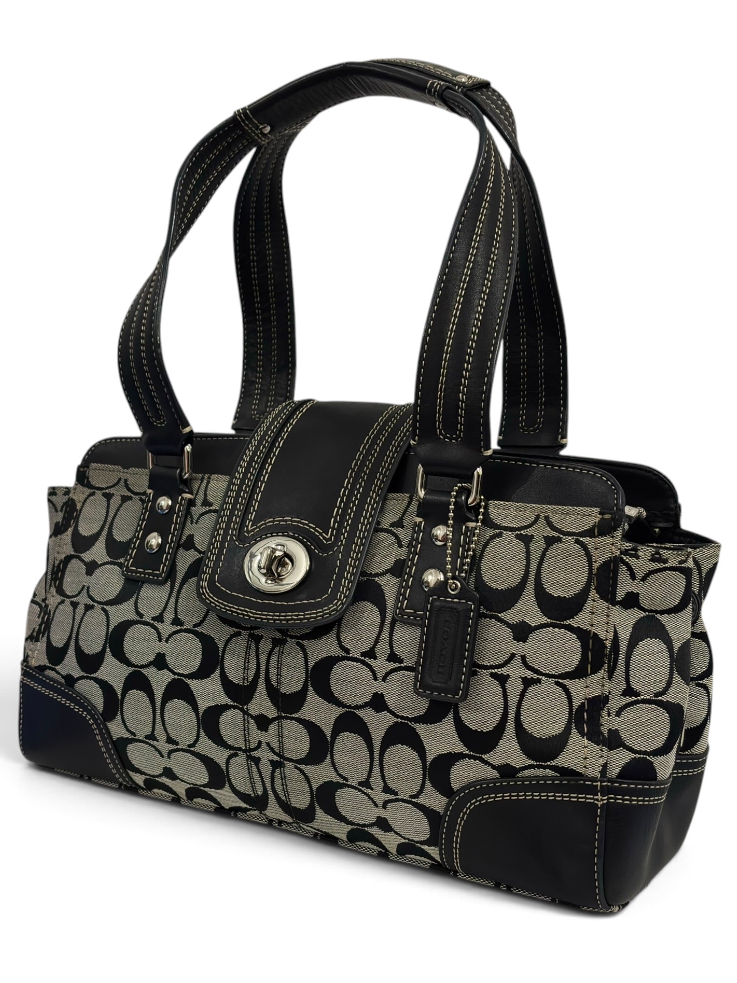 Vintage Coach Hamptons Bag Signature Canvas
Black Turnlock Shoulder Bag F13975