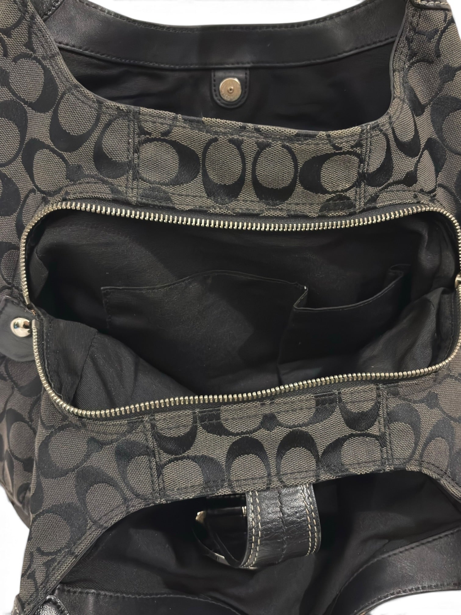 Vintage Coach Soho Lynn Signature Hobo Bag Black
Y2K Shoulder Bag F17403
