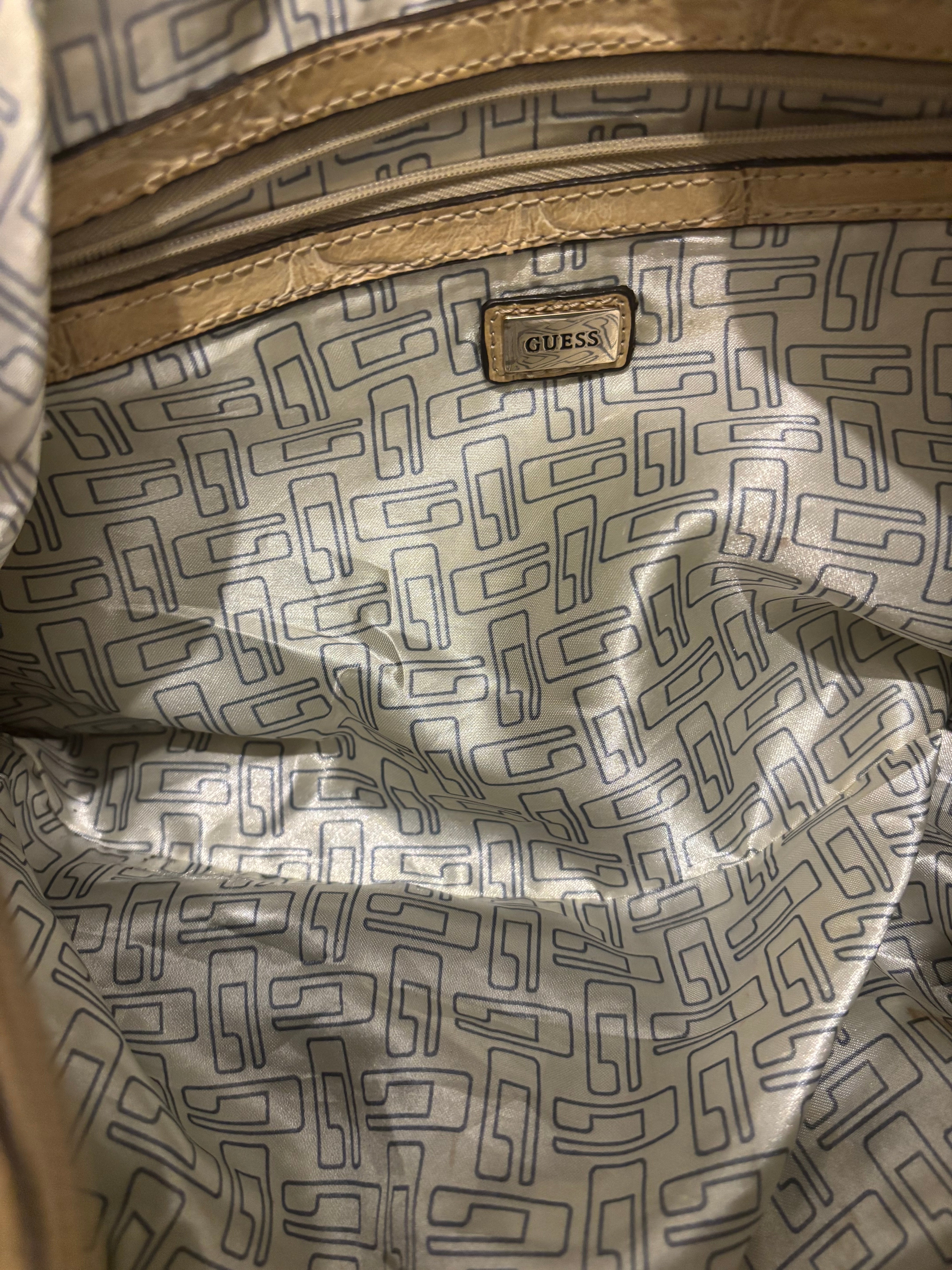 Guess Beige / Cream Croc Embossed PVC  Leather Vintage Y2K Guess Bag