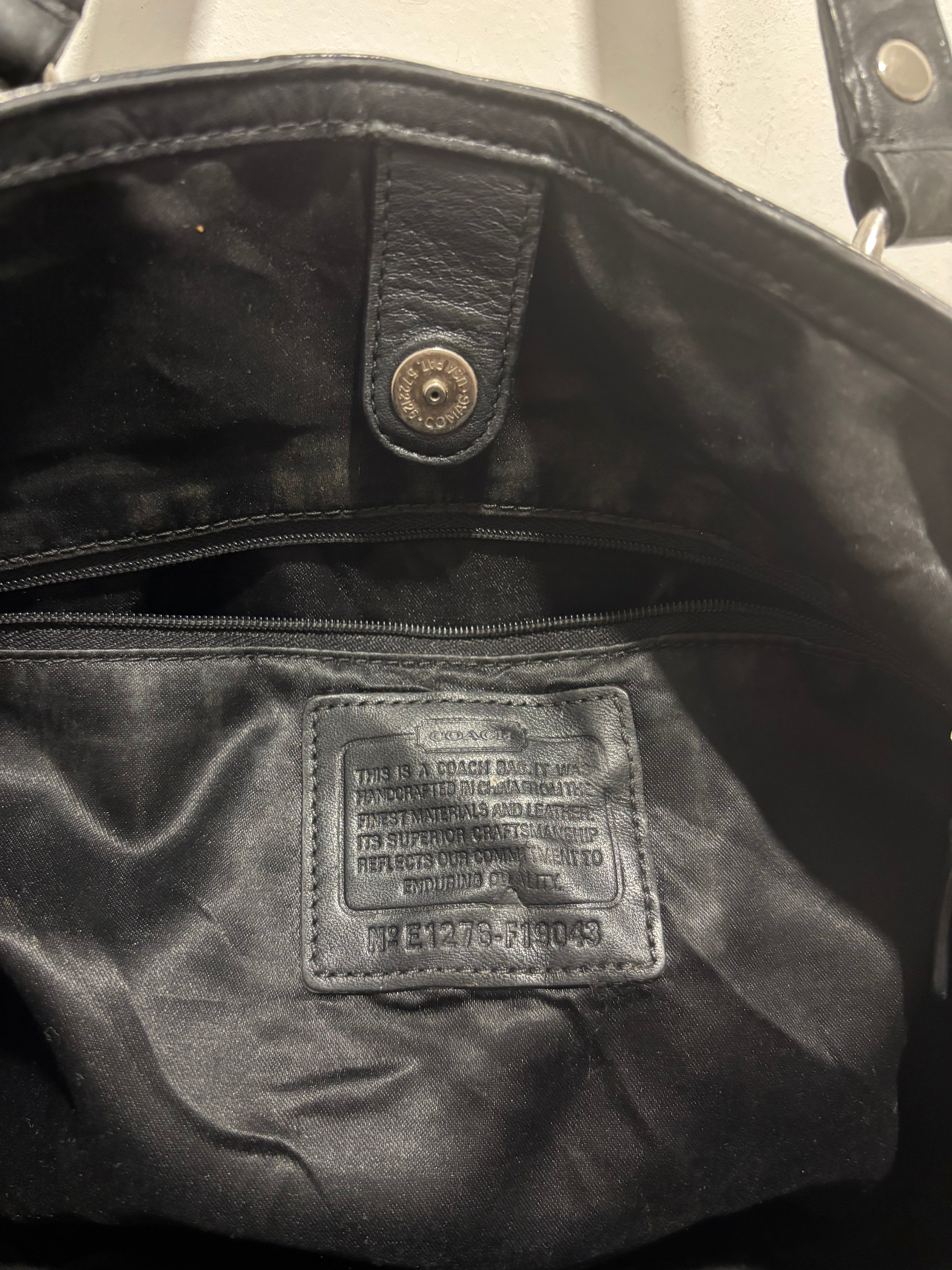 Coach Black & Grey Signature Penelope Canvas Leather Patent Shoulder Bag