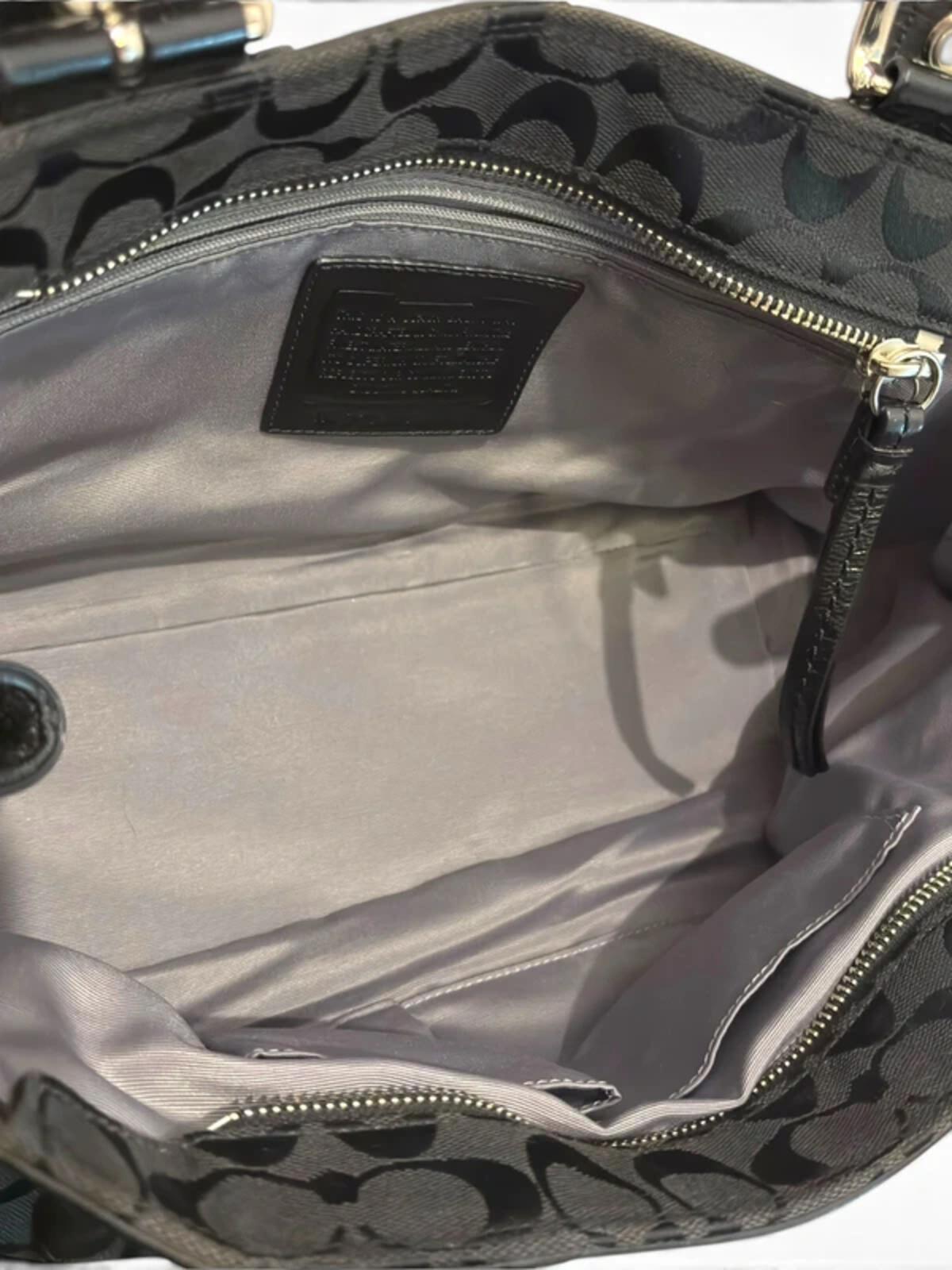 Coach Black Soho Signature Pleated Canvas & Patent Leather Vintage F13742 Tote Shoulder Bag