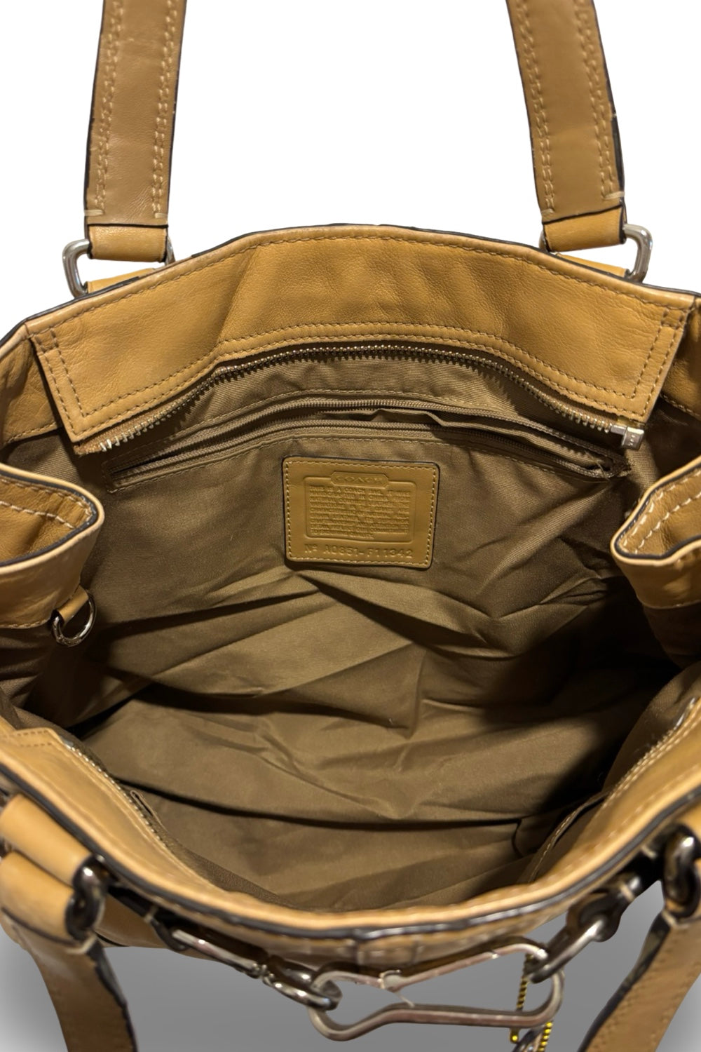 Coach Brown Tan Leather Hampton Carryall Tote  Vintage Shoulder Bag